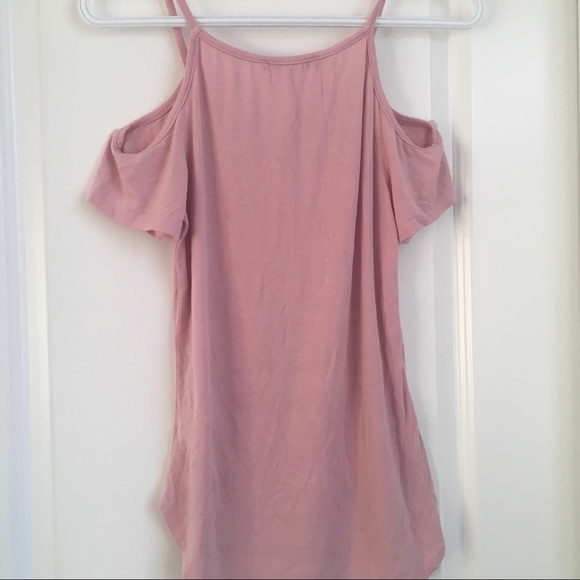 Loose fitting light pink off the shoulder tank top - Picture 2 of 2
